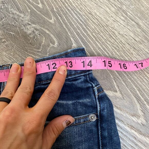 Henry & Belle Lila Straight Leg Distressed Jeans - Picture 6 of 9